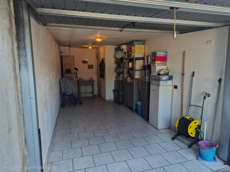 Appartamento duplex con ingresso indipendente in piccolo contesto residenziale

In una posizione ...