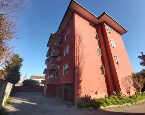 Rif. A.A.584-24

Vendita all'asta - appartamento al 1° piano con garage in data 21 settembre 2026...