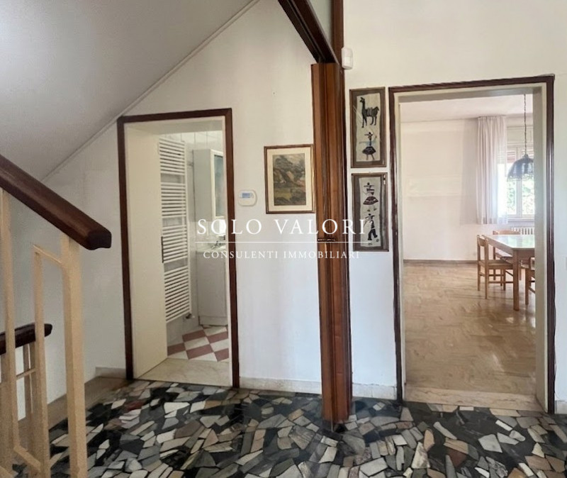 Rif. C359 (per info 392 6956333 Nada - 338 9387816 Matteo)

Casa singola a pochi minuti a piedi d...