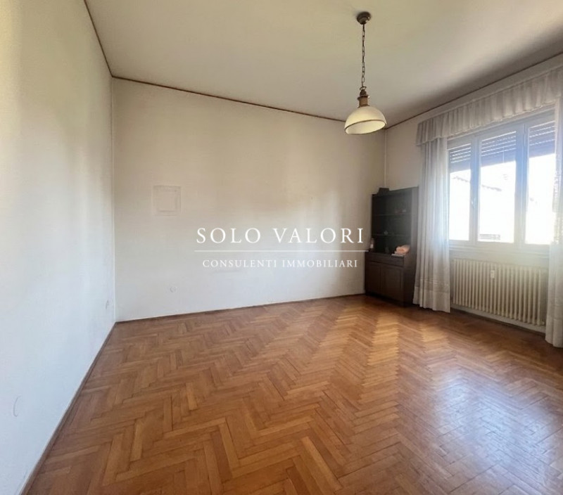 Rif. C359 (per info 392 6956333 Nada - 338 9387816 Matteo)

Casa singola a pochi minuti a piedi d...