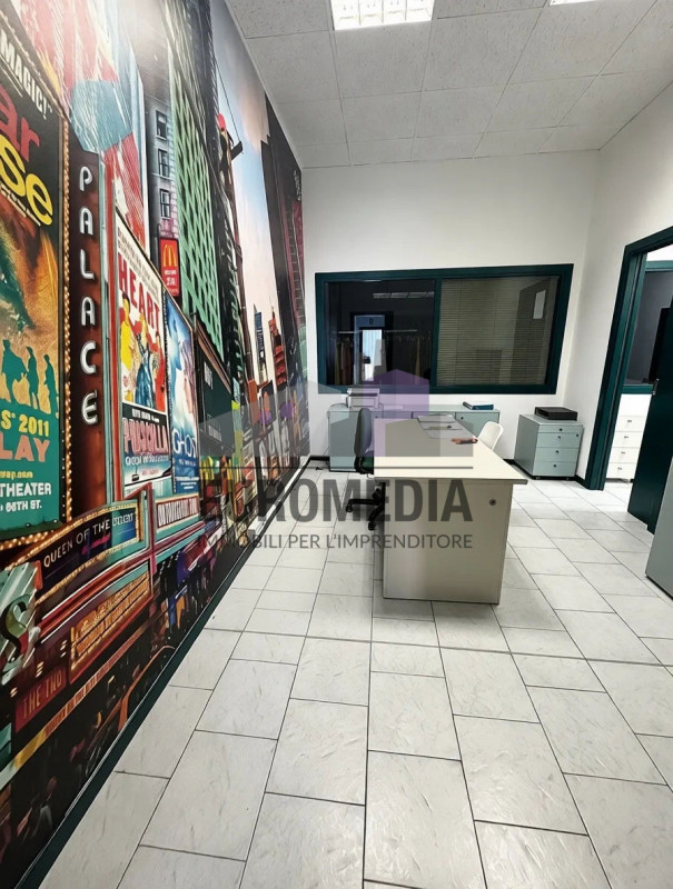 Per informazioni: 375.7062731

EUROMEDIA propone in locazione un interessante immobile a destinaz...