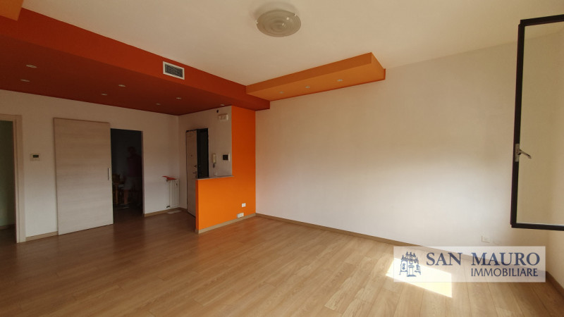 VICENZA - ZONA TEATRO NUOVO: in contesto residenziale molto tranquillo, proponiamo un appartament...