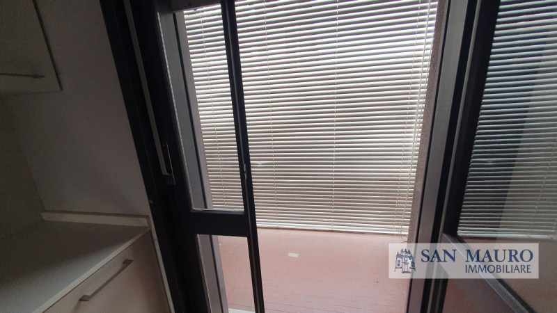 VICENZA - ZONA TEATRO NUOVO: in contesto residenziale molto tranquillo, proponiamo un appartament...