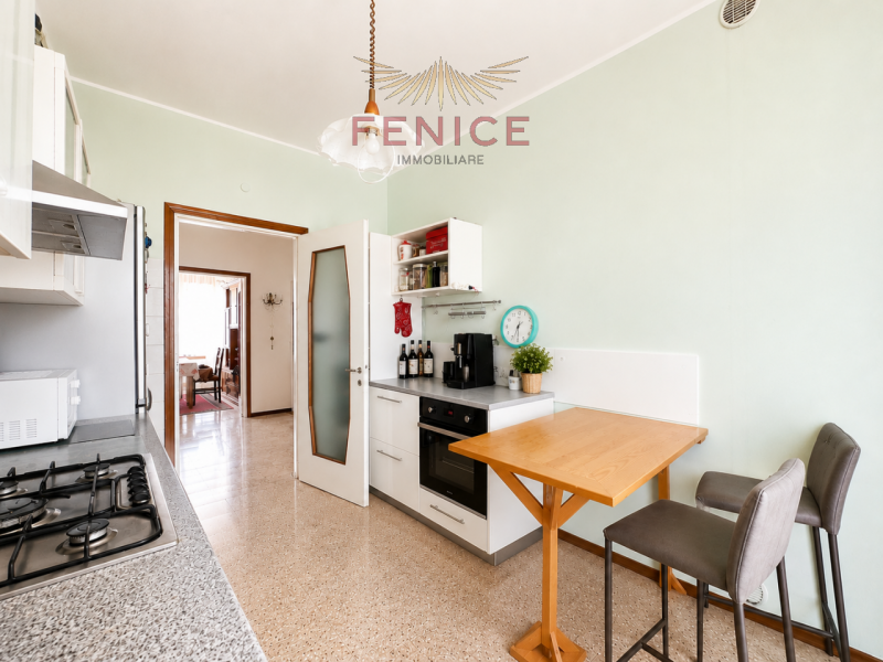 Ampi spazi, comfort moderno e una posizione che tutti desiderano: la casa che stavi aspettando.

...