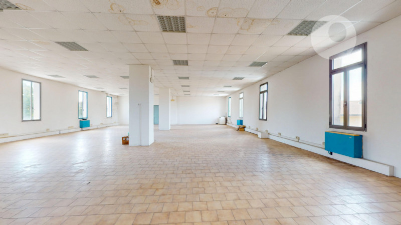 TORRI DI QUARTESOLO 

Inserito nel quartiere di Marola, tranquillo e ben abitato, in una zona par...