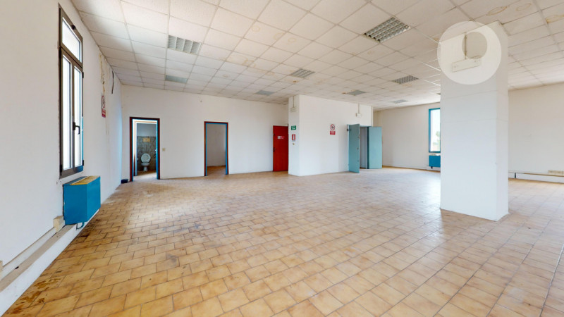 TORRI DI QUARTESOLO 

Inserito nel quartiere di Marola, tranquillo e ben abitato, in una zona par...