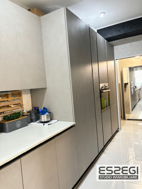 Fossò proponiamo in vendita casa singola terratetto elegante e moderna, situata nel centro del pa...