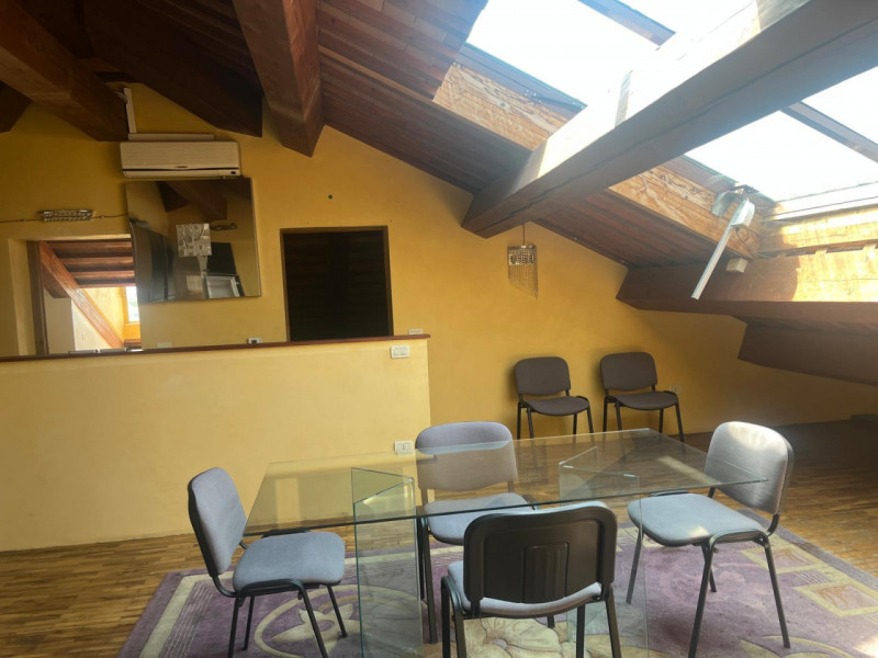 UBICAZIONE E CONTESTO
Nel comune di Camisano Vicentino, in una posizione tranquilla e riservata, ...