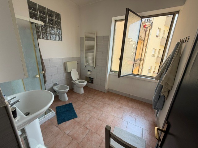 PADOVA-ARCELLA: Classe Energetica in definizione KWh/mq anno 
Proponiamo in quartiere comodo al c...
