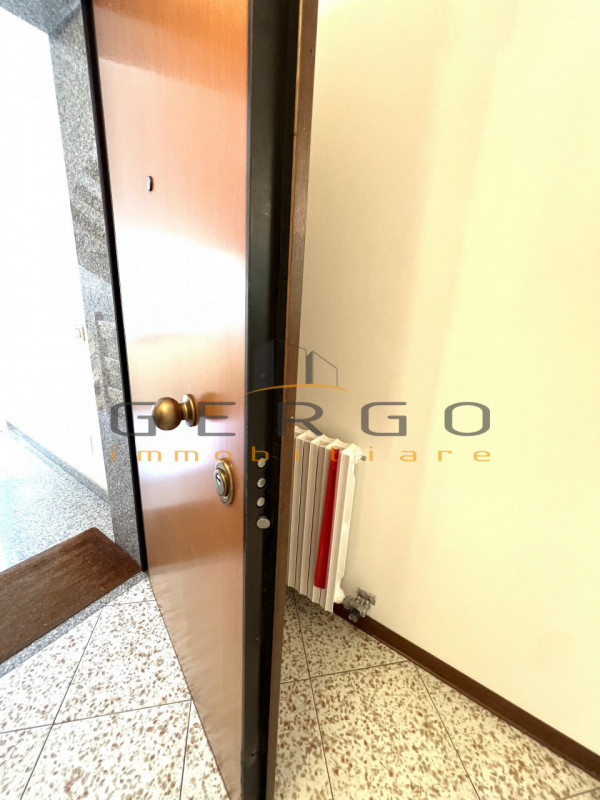 (Per INFO Cristina 3389226442) Splendido appartamento luminosissimo dalle grandi metrature, arred...