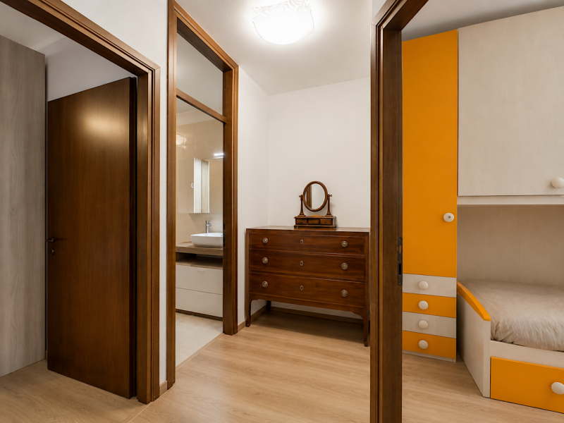 Ad Altavilla Vicentina, in un elegante contesto residenziale immerso nel verde, proponiamo una ra...