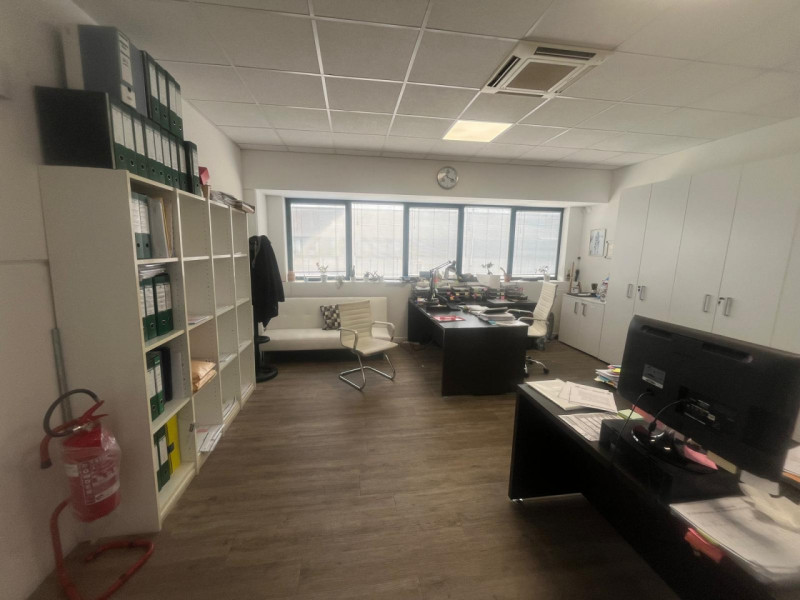 Proponiamo in affitto un capannone di circa 250 mq situato nel comune di Maserà di Padova, nella ...