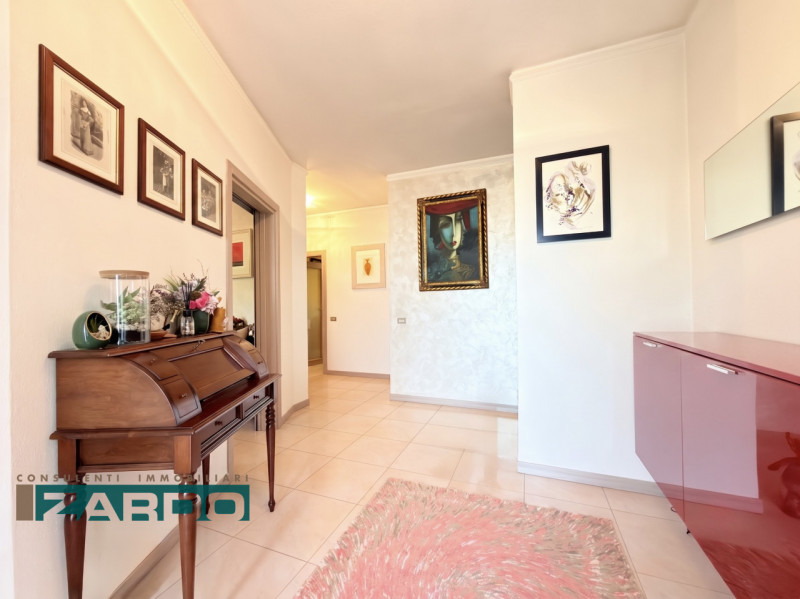 Rif. A-245 (per info G. 350 5383983 | N. 340 9172184 )

Nel cuore di Castello di Godego, in una p...