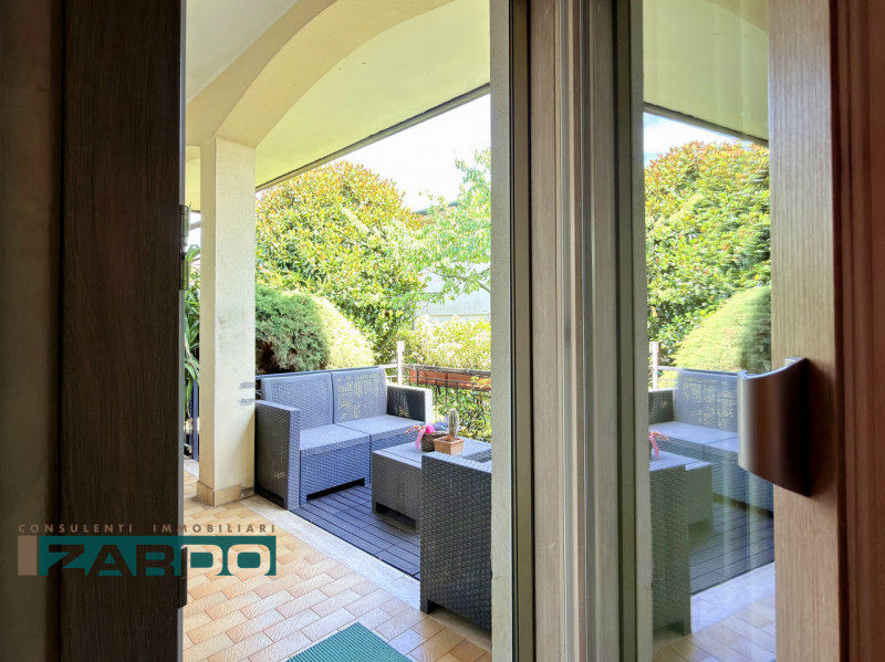 Rif. A-245 (per info G. 350 5383983 | N. 340 9172184 )

Nel cuore di Castello di Godego, in una p...
