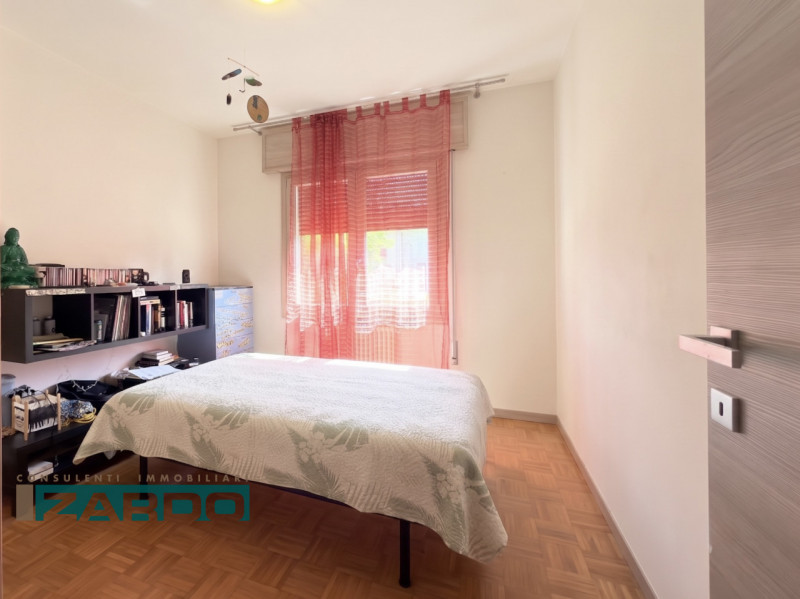 Rif. A-245 (per info G. 350 5383983 | N. 340 9172184 )

Nel cuore di Castello di Godego, in una p...