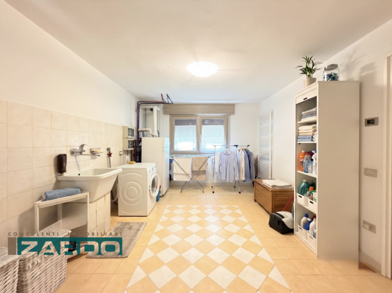 Rif. A-245 (per info G. 350 5383983 | N. 340 9172184 )

Nel cuore di Castello di Godego, in una p...