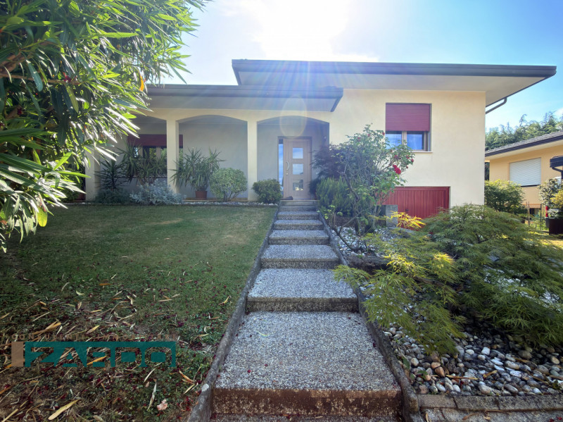 Rif. A-245 (per info G. 350 5383983 | N. 340 9172184 )

Nel cuore di Castello di Godego, in una p...
