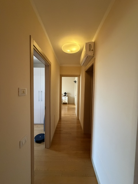 Villa del Conte: Vendesi Porzione centrale con ingresso indipendente e giardino privato con favol...