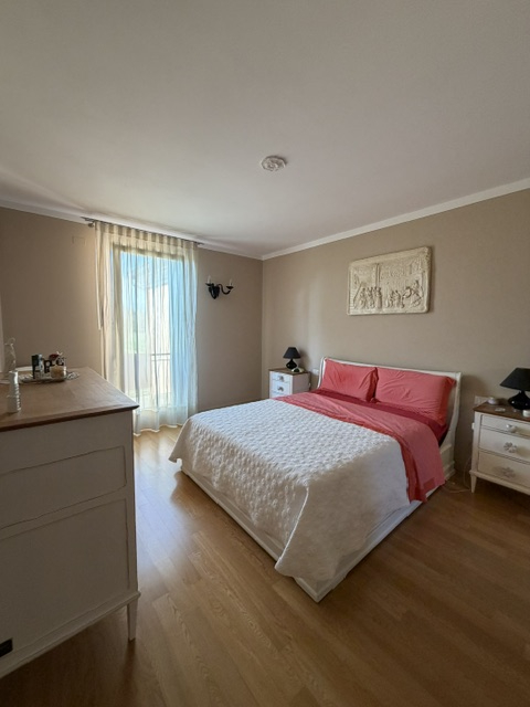Villa del Conte: Vendesi Porzione centrale con ingresso indipendente e giardino privato con favol...