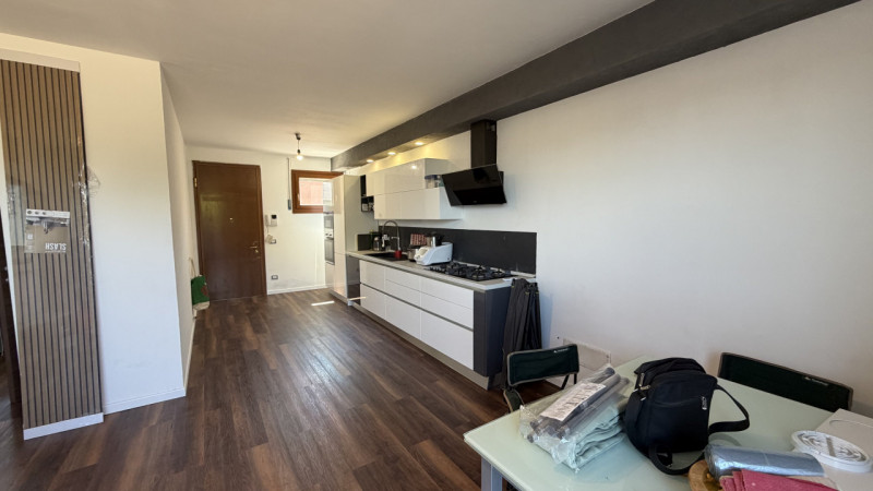 Scopri questo splendido appartamento quadrilocale situato nel cuore della zona Torre di Padova, l...