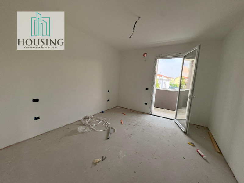 Nel cuore di un tranquillo e verdeggiante quartiere residenziale ad Albignasego, proponiamo in ve...