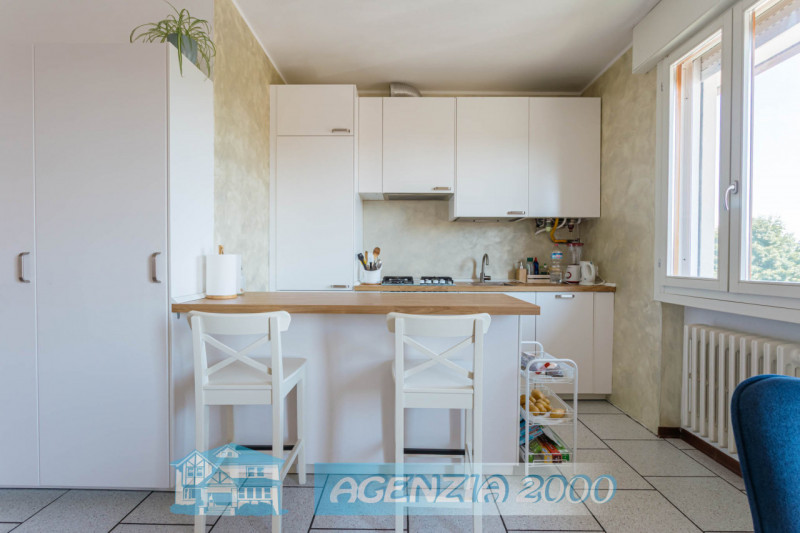 A CONSELVE HO UN BELL' APPARTAMENTO MOLTO CURATO CON ARREDO NUOVO PER TE!!! AL TERZO PIANO CON GI...