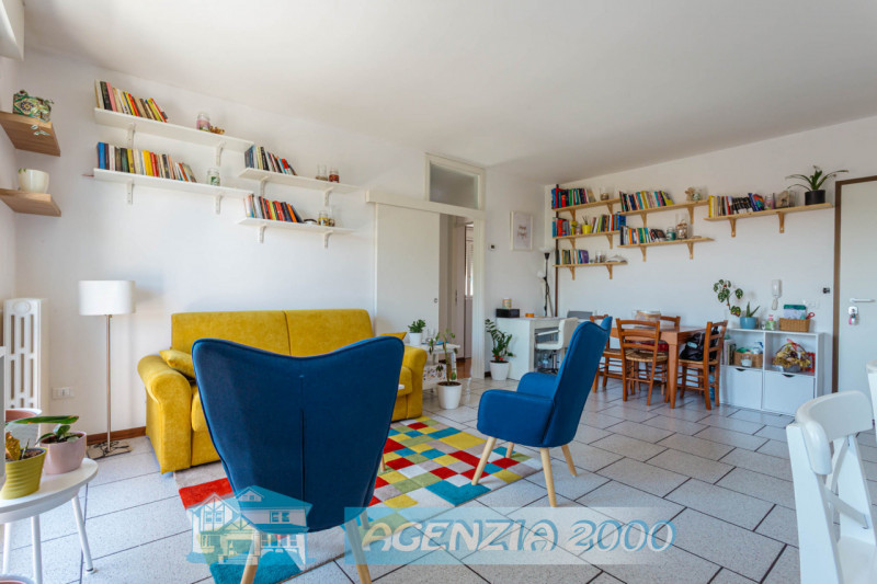 A CONSELVE HO UN BELL' APPARTAMENTO MOLTO CURATO CON ARREDO NUOVO PER TE!!! AL TERZO PIANO CON GI...