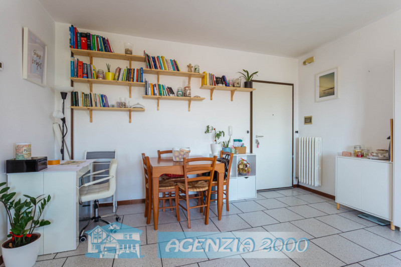 A CONSELVE HO UN BELL' APPARTAMENTO MOLTO CURATO CON ARREDO NUOVO PER TE!!! AL TERZO PIANO CON GI...