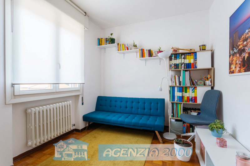 A CONSELVE HO UN BELL' APPARTAMENTO MOLTO CURATO CON ARREDO NUOVO PER TE!!! AL TERZO PIANO CON GI...