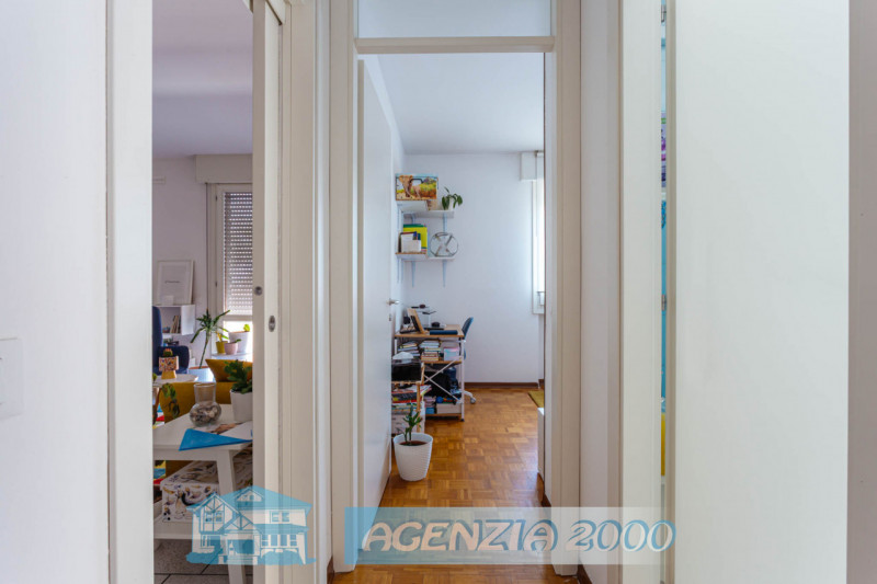 A CONSELVE HO UN BELL' APPARTAMENTO MOLTO CURATO CON ARREDO NUOVO PER TE!!! AL TERZO PIANO CON GI...