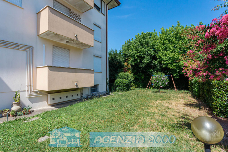 A CONSELVE HO UN BELL' APPARTAMENTO MOLTO CURATO CON ARREDO NUOVO PER TE!!! AL TERZO PIANO CON GI...