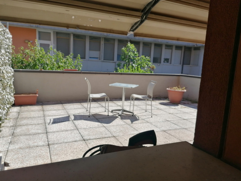 Immobile in esclusiva al Gruppo Padova MLS. 

CADONEGHE - CASTAGNARA - In zona residenziale, como...