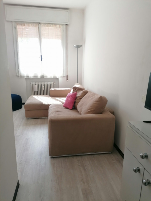 Immobile in esclusiva al Gruppo Padova MLS. 

CADONEGHE - CASTAGNARA - In zona residenziale, como...