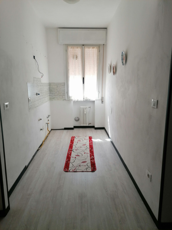 Immobile in esclusiva al Gruppo Padova MLS. 

CADONEGHE - CASTAGNARA - In zona residenziale, como...