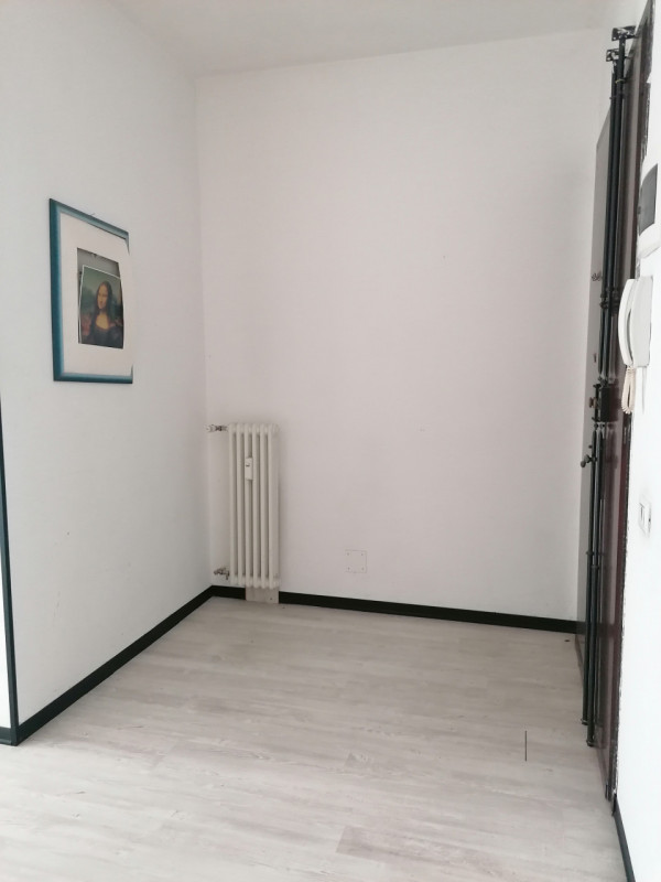 Immobile in esclusiva al Gruppo Padova MLS. 

CADONEGHE - CASTAGNARA - In zona residenziale, como...