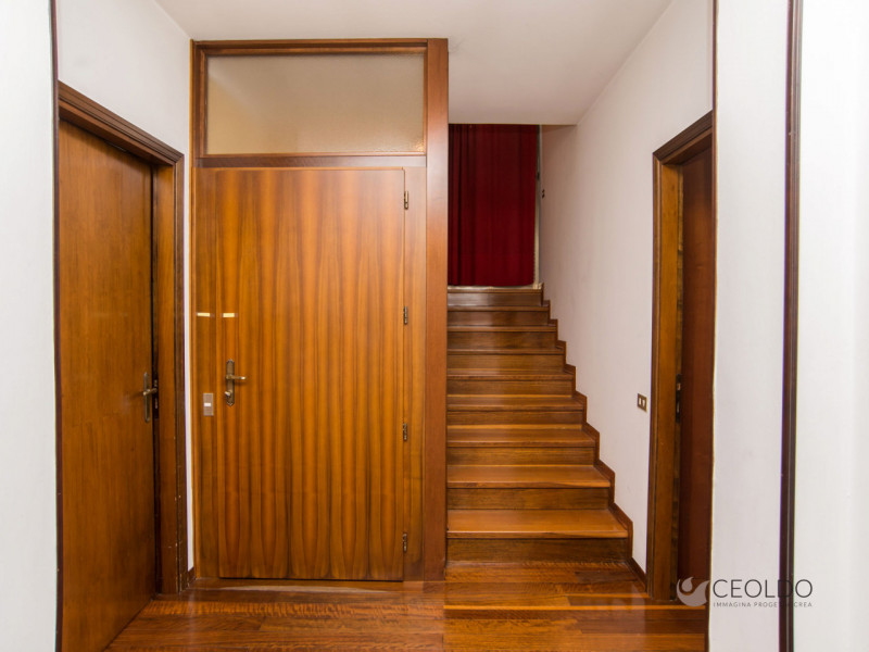 VIGONZA LOCALITA' Pionca vi proponiamo una villa  con SPAZIO E PRIVACY A DUE PASSI DAI SERVIZI

C...