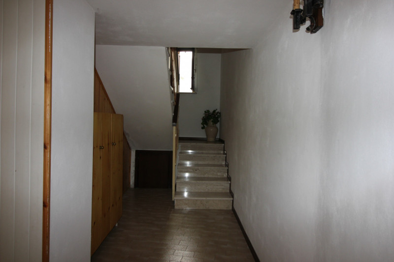Nel cuore del suggestivo Comune di Valdastico, immerso in un paesaggio montano incantevole e circ...