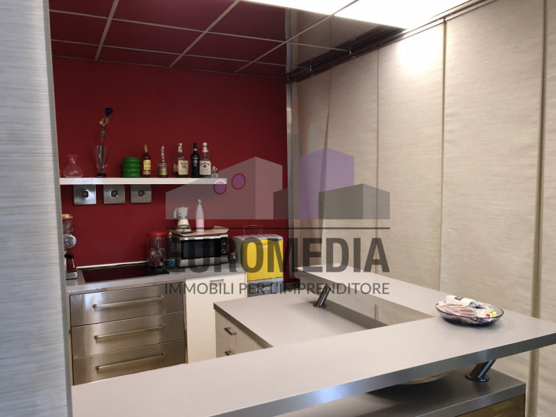 BRENDOLA; Uscita casello autostradale, Rif. 1400_c1_ANTONIO – Per informazioni: 338.4892021
EUROM...