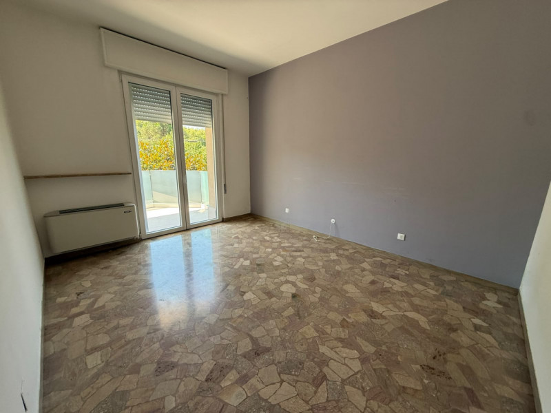 STRADA DI POLEGGE.

In contesto ben abitato e moderno a pochi minuti dalla città di Vicenza propo...
