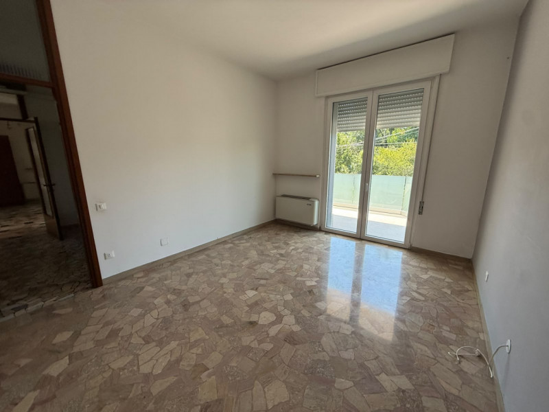 STRADA DI POLEGGE.

In contesto ben abitato e moderno a pochi minuti dalla città di Vicenza propo...