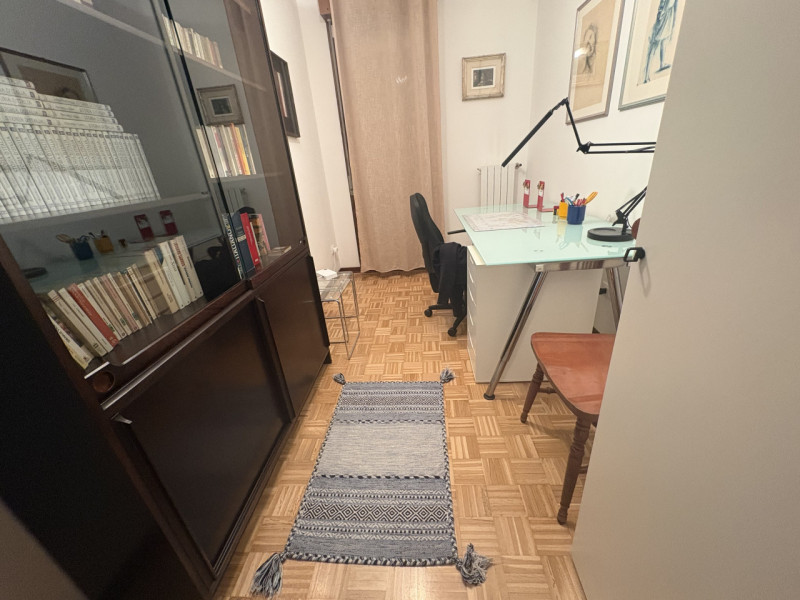 Scopri questo splendido appartamento situato nel cuore di Albignasego, un comune caratterizzato d...