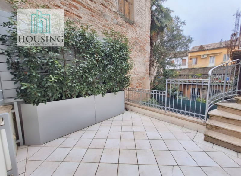Nel cuore del centro storico di Padova, nella prestigiosa cornice di Riviera Tito Livio, proponia...