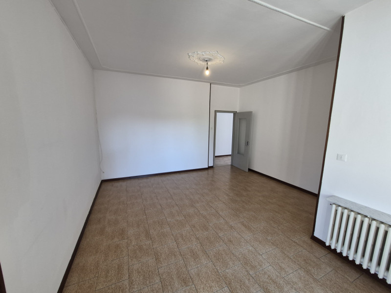 Vo' (PD), Località Vo' di Sotto, Proponiamo in Vendita Ampio Appartamento di circa mq.150 svilupp...