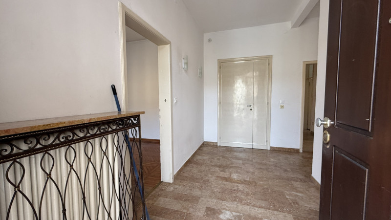 QUARTIERE ARCELLA a due passi dalla stazione e dal centro città, comodissimi tutti i servizi di p...