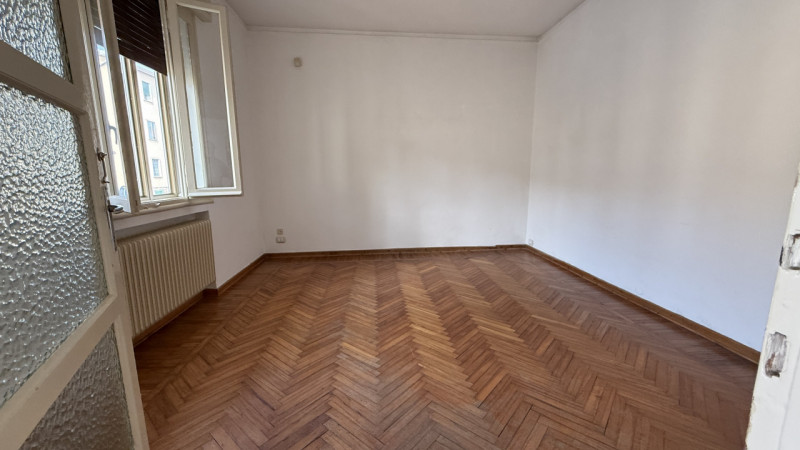 QUARTIERE ARCELLA a due passi dalla stazione e dal centro città, comodissimi tutti i servizi di p...