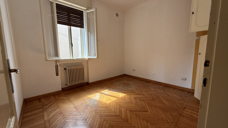 QUARTIERE ARCELLA a due passi dalla stazione e dal centro città, comodissimi tutti i servizi di p...