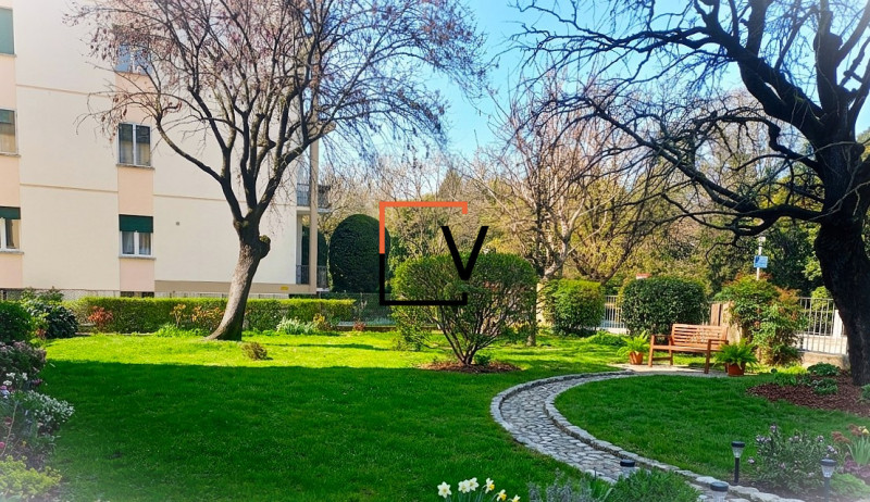 V419 – Proponiamo in vendita esclusivo appartamento in Via Lungosile Antonio Mattei, subito dispo...