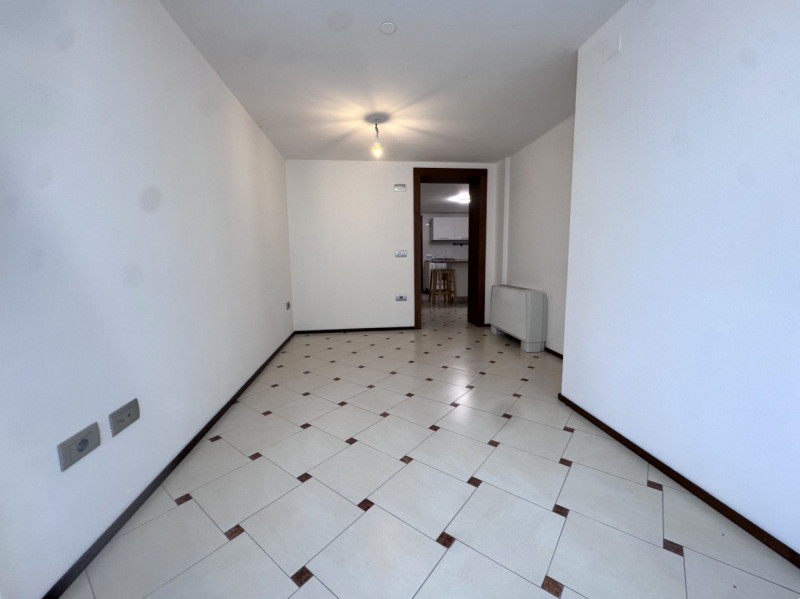 SANTISSIMA TRINITÀ: In quartiere residenziale a 5 minuti dal centro di Padova, comodissimo a tutt...