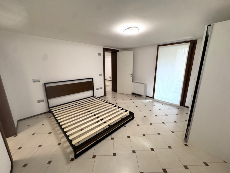 SANTISSIMA TRINITÀ: In quartiere residenziale a 5 minuti dal centro di Padova, comodissimo a tutt...