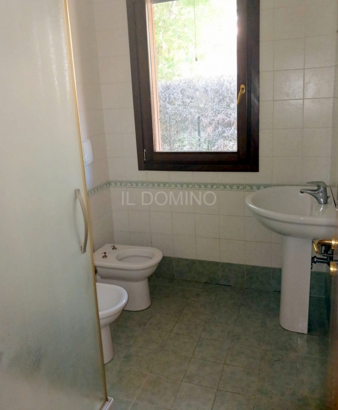 In centro a Tombelle di Vigonovo, appartamento libero e disponibile da subito di recente costruzi...